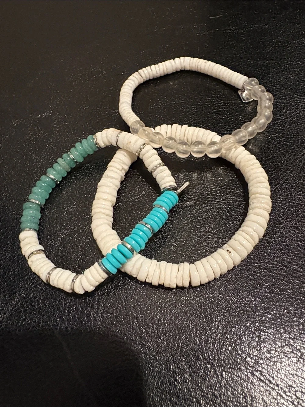 Huge lot of Pura Vida Boho Mixed Bead and Braided Bracelets and rings. - Picture 5 of 6